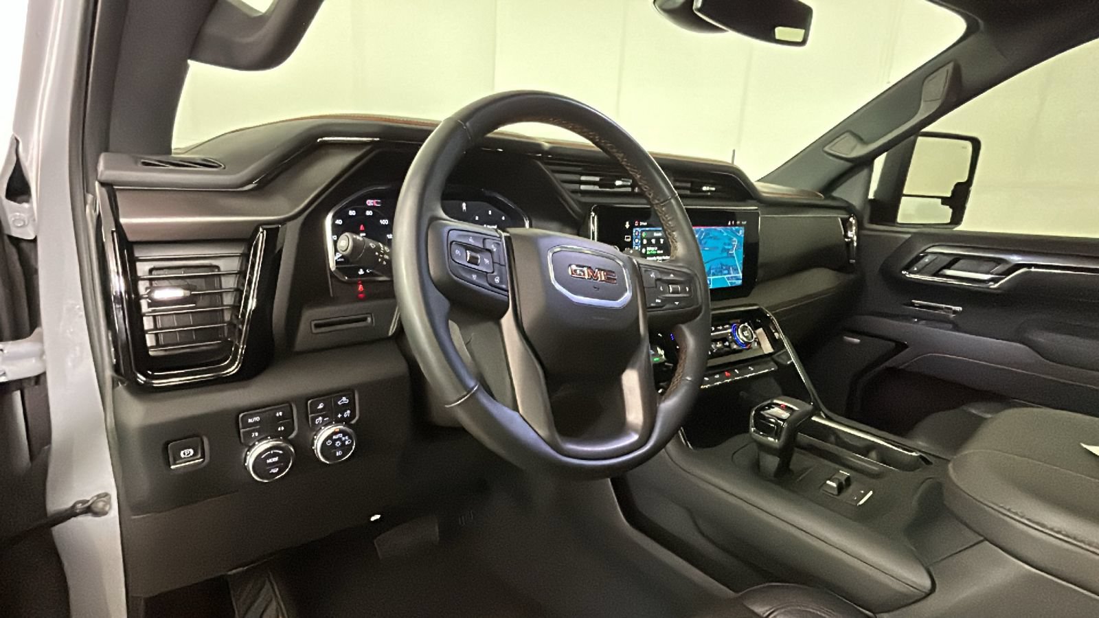 Used 2025 GMC Sierra 1500 AT4 AWD/4WD image 16