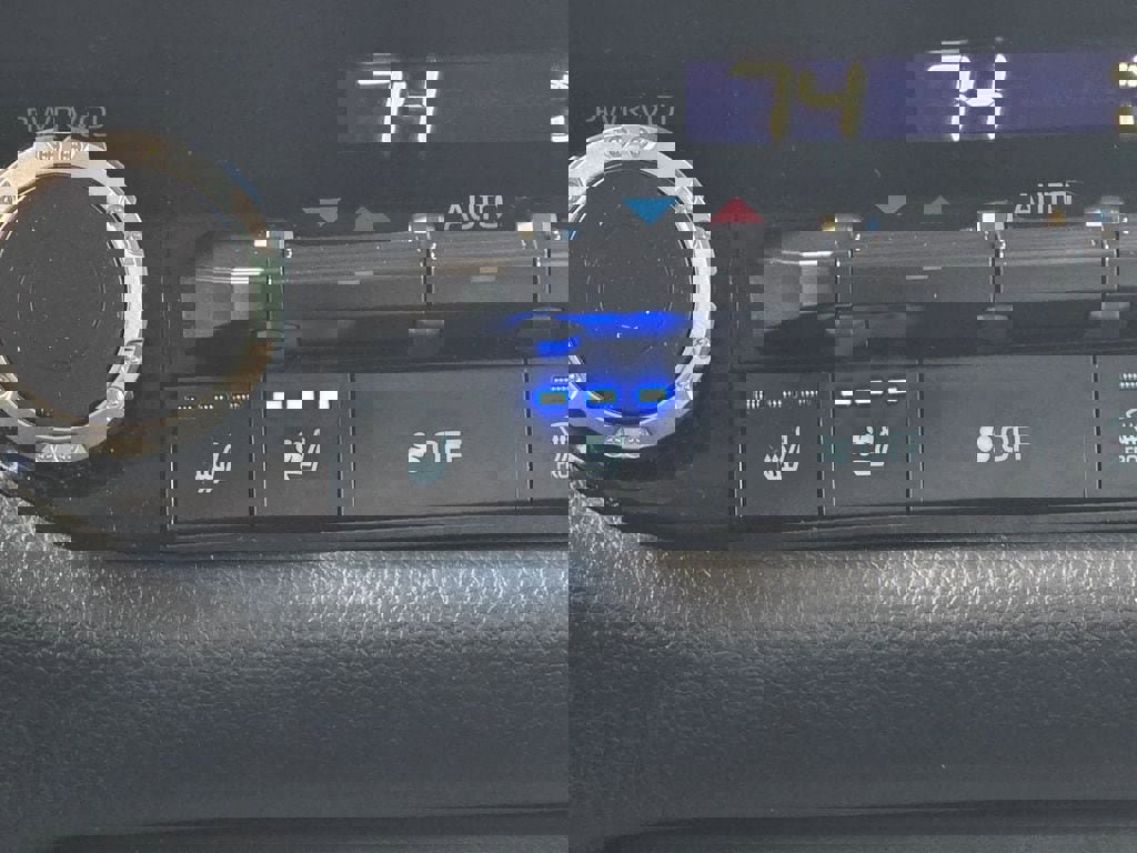 Used 2024 Toyota Tundra Limited w/ TRD Off-Road Package image 16