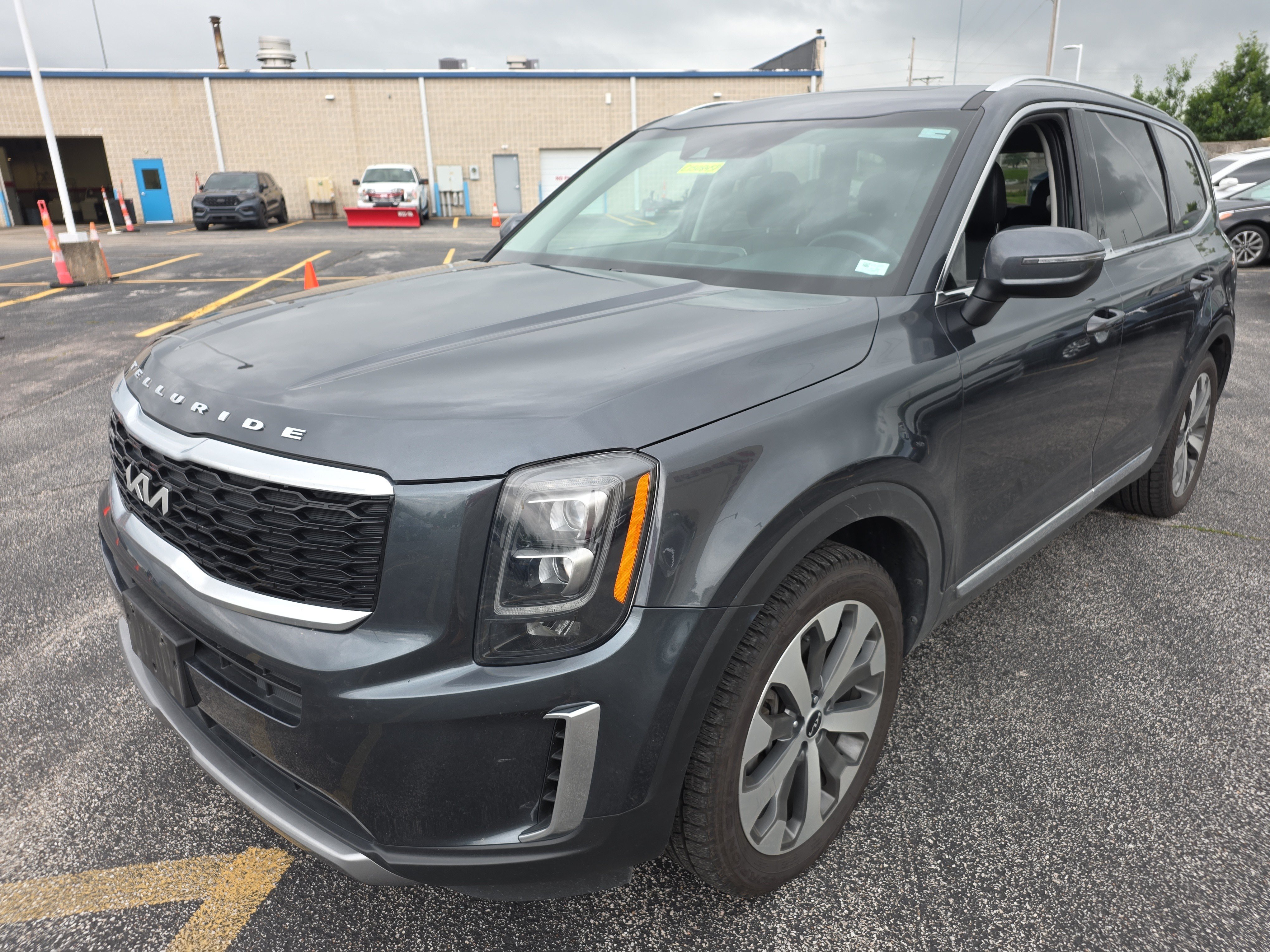 Used 2022 Kia Telluride EX w/ EX Premium Package FWD image 7
