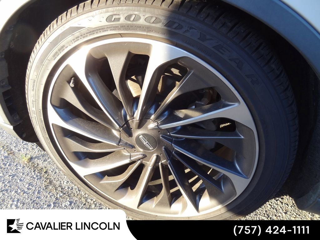 Used 2022 Lincoln Aviator Reserve w/ Equipment Group 201A AWD/4WD image 10