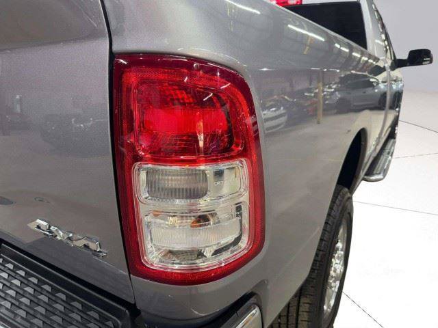 Used 2022 RAM 2500 Big Horn AWD/4WD image 64