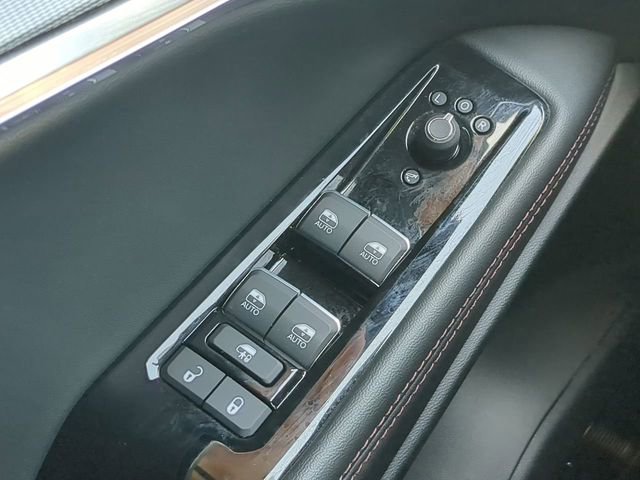 Used 2025 Jeep Wagoneer S Launch Edition image 29