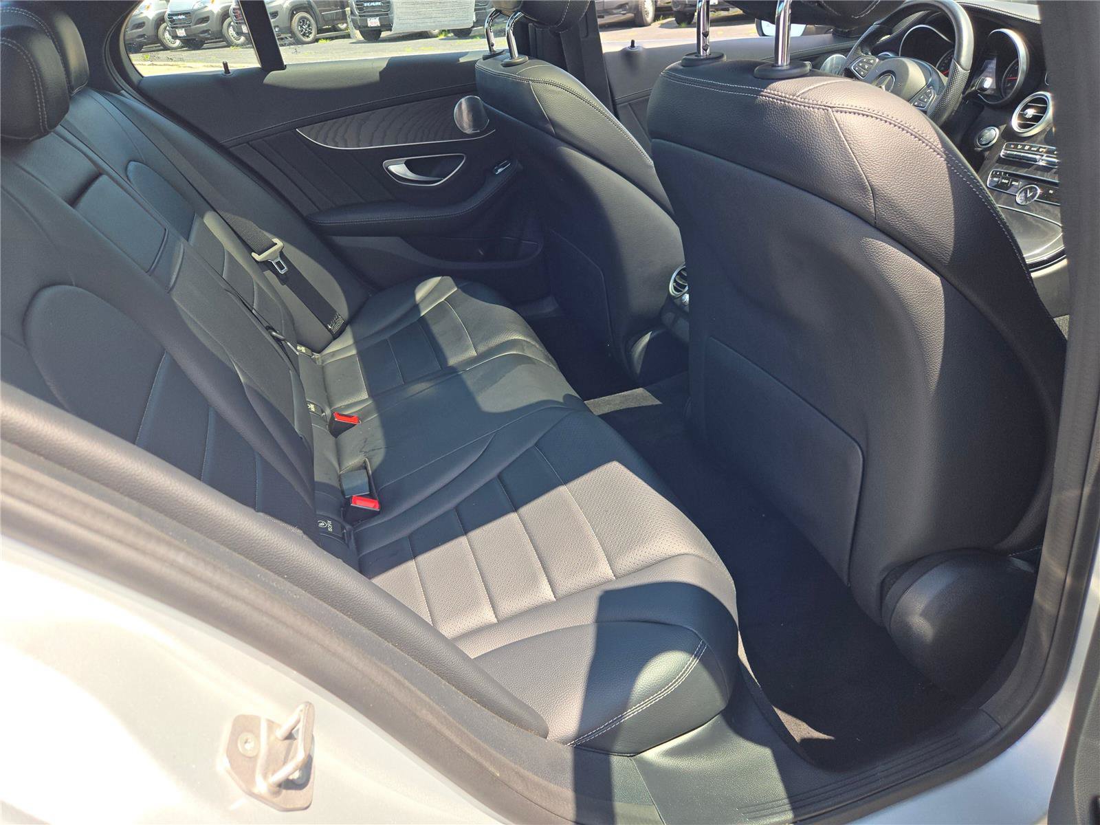 Used 2016 Mercedes-Benz C 300 4MATIC Sedan image 9