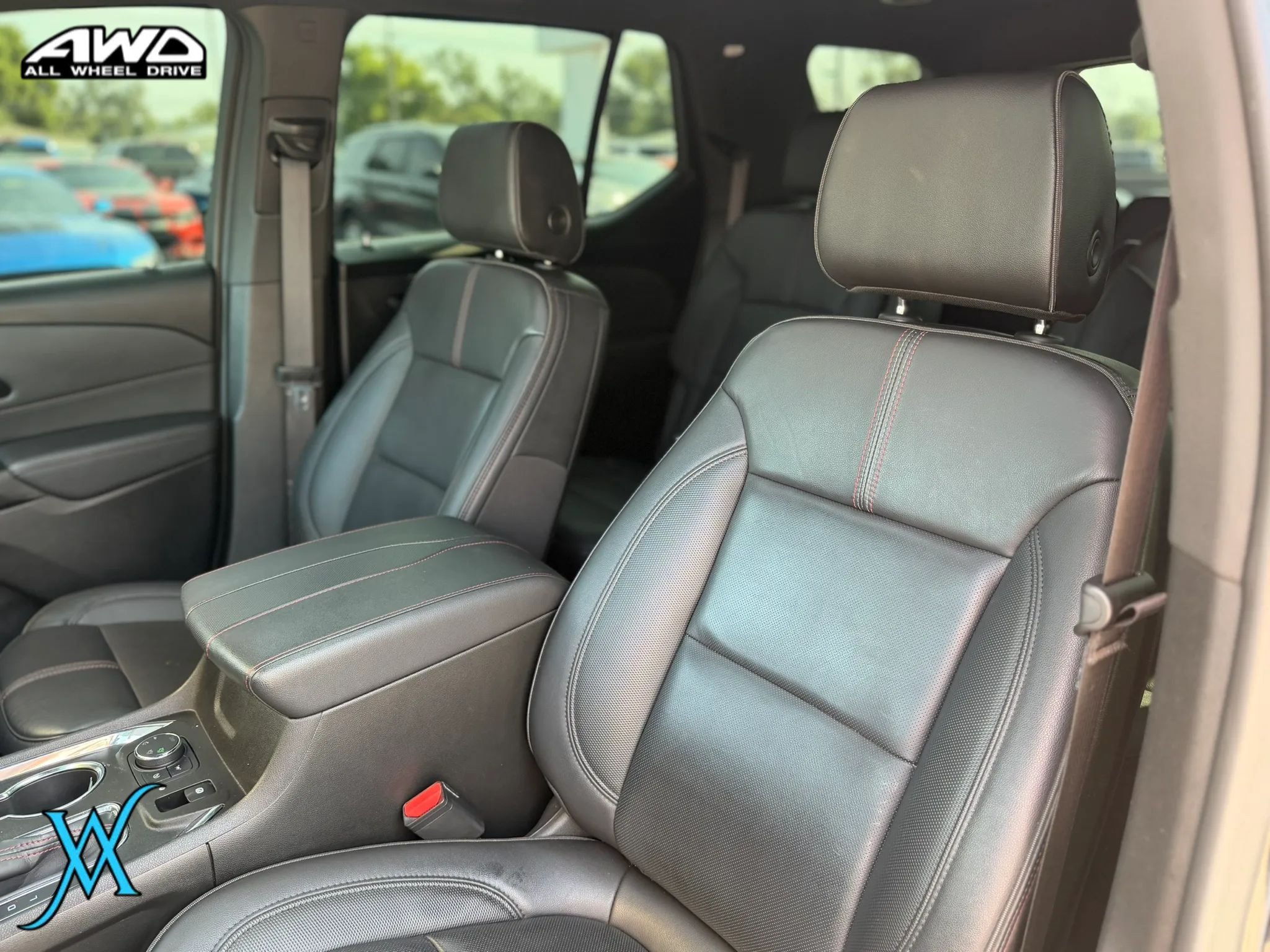 Used 2023 Chevrolet Traverse RS w/ LPO, Floor Liner Package AWD/4WD image 14