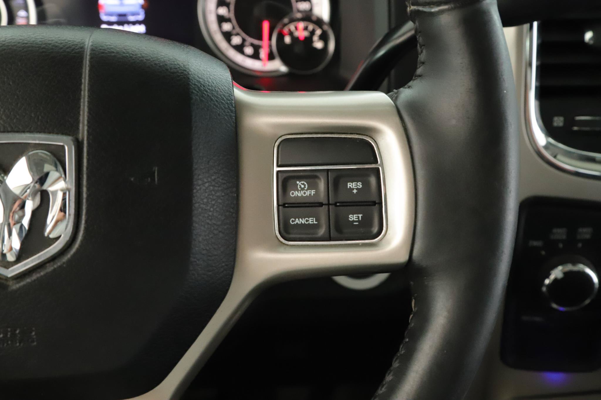 Used 2017 RAM 2500 Laramie w/ Sport Appearance Group AWD/4WD image 9