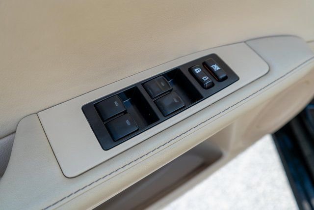 Used 2014 Lexus ES 350 w/ Luxury Package FWD image 20