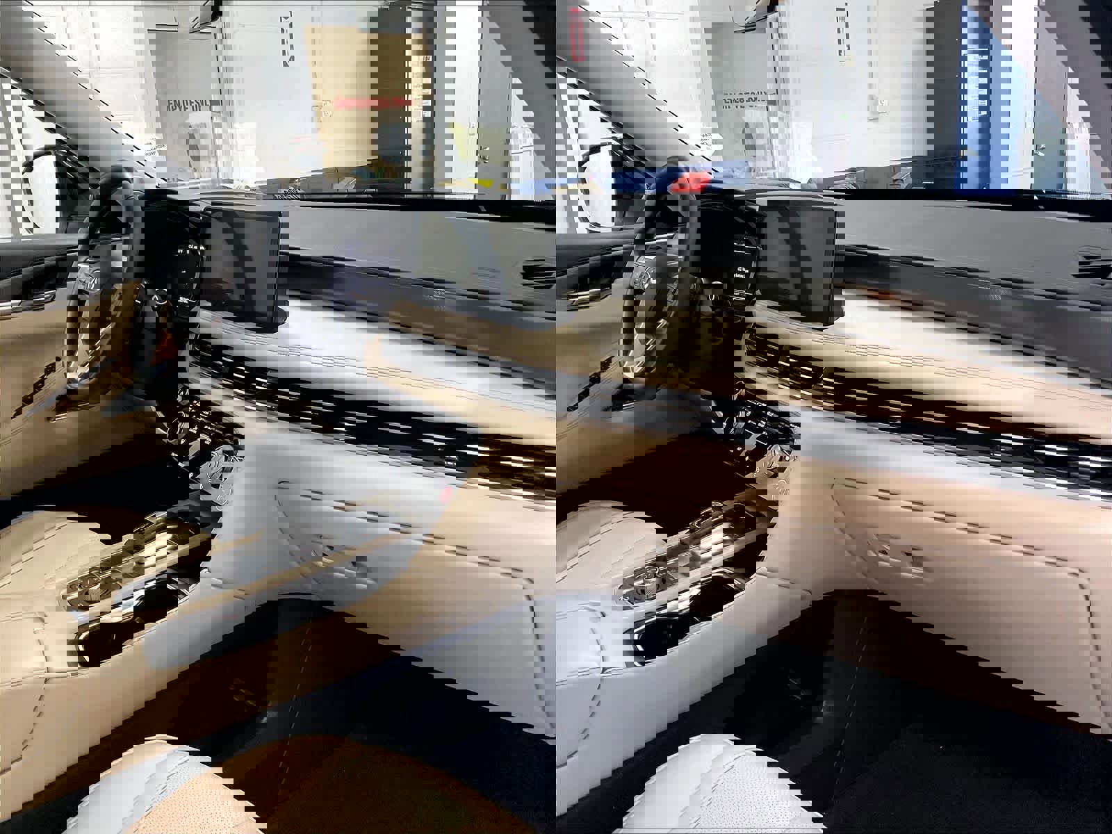 Used 2023 INFINITI QX60 Luxe w/ Performance Audio Package AWD/4WD image 14