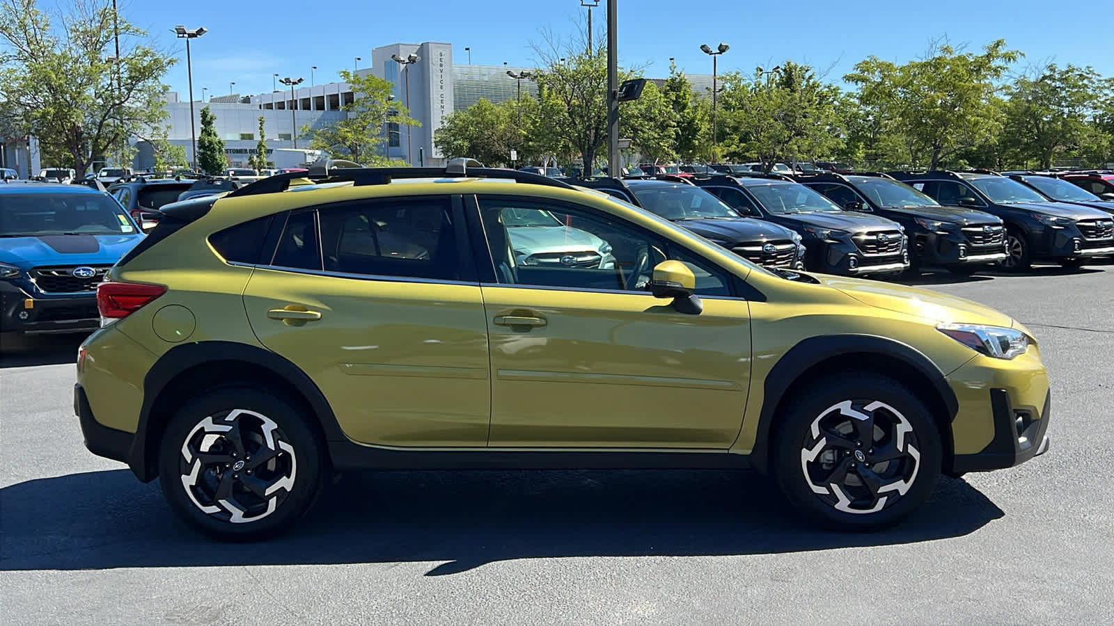 Certified 2022 Subaru Crosstrek 2.5i Limited w/ Moonroof Package 2 AWD/4WD image 5