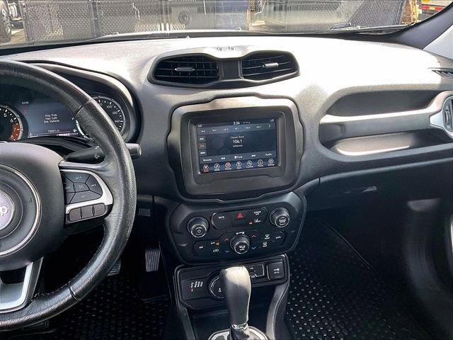 Used 2021 Jeep Renegade Latitude w/ Convenience Group AWD/4WD image 6
