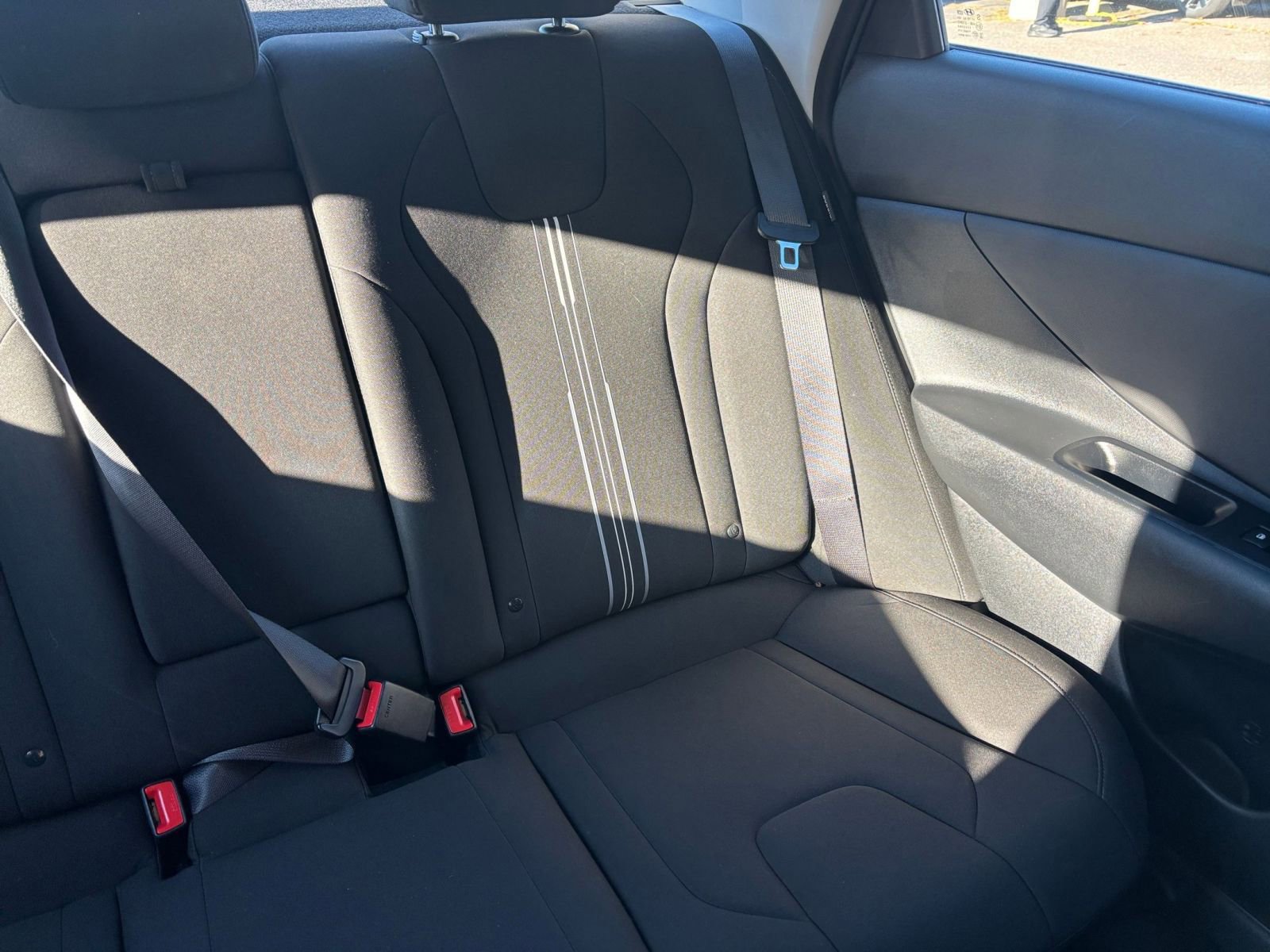 Used 2025 Hyundai Elantra SEL image 33