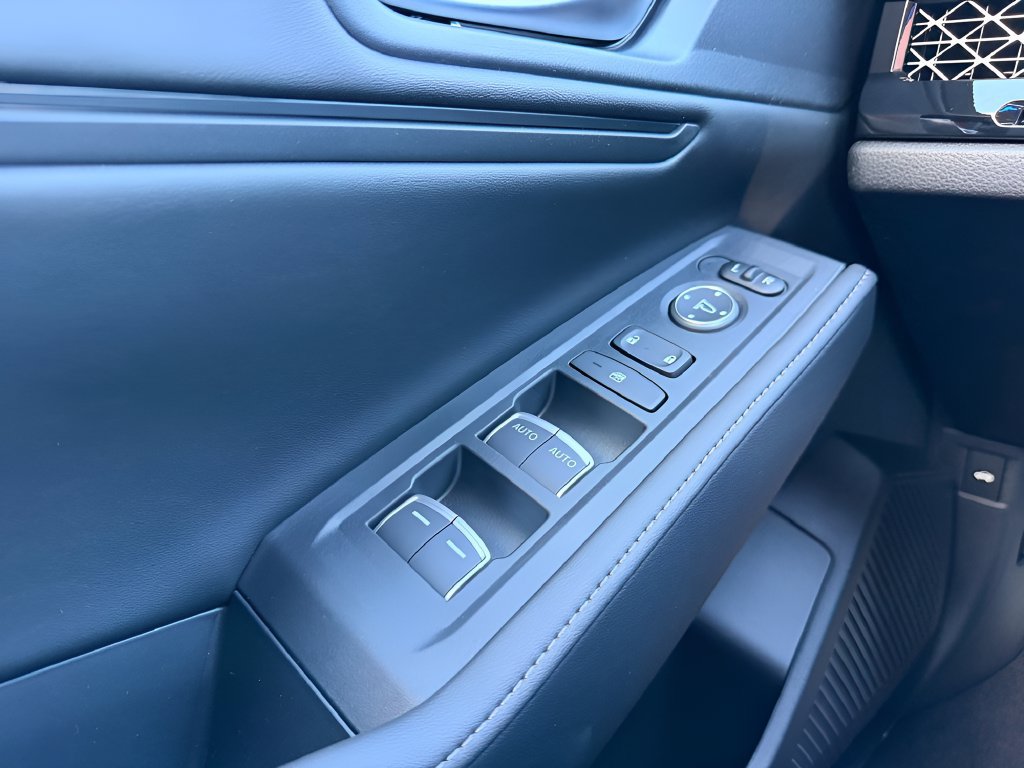 Certified 2025 Honda Accord Sport image 12