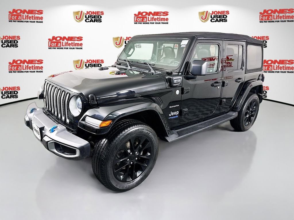 Used 2022 Jeep Wrangler Unlimited Sahara w/ Cold Weather Group image 14