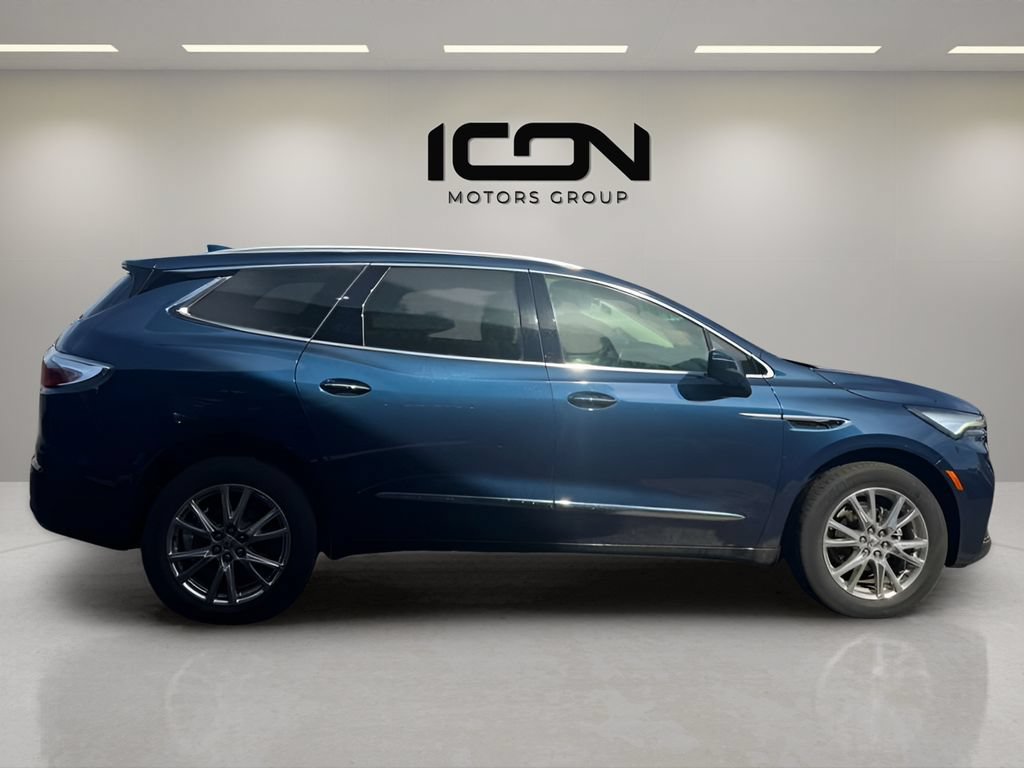 Used 2023 Buick Enclave Essence w/ Experience Buick Package AWD/4WD image 5