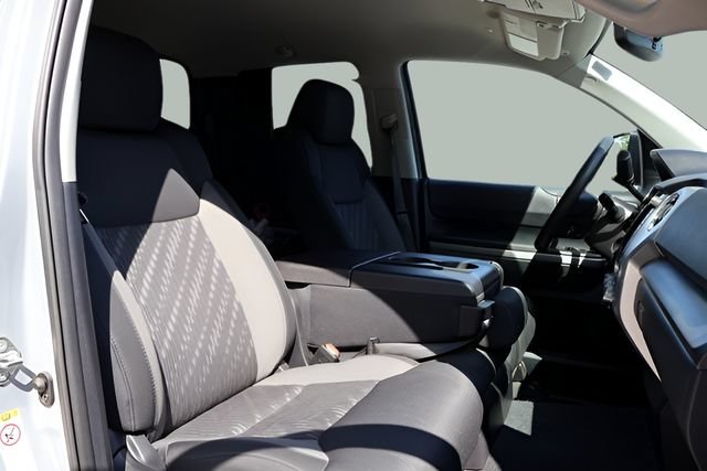 Used 2019 Toyota Tundra SR5 AWD/4WD image 11