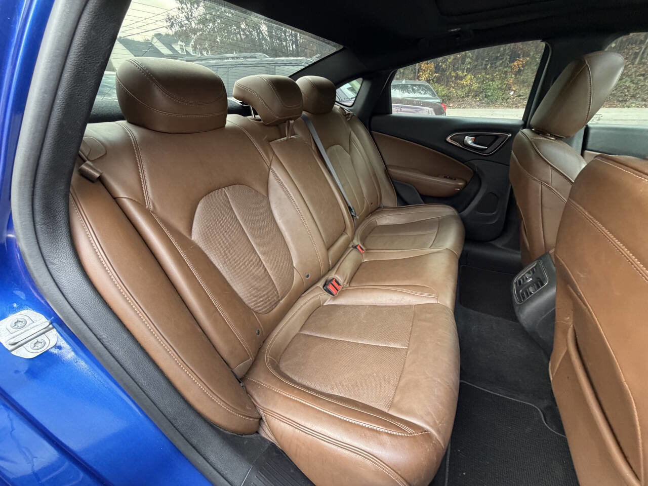 Used 2017 Chrysler 200 C w/ Premium Group image 24