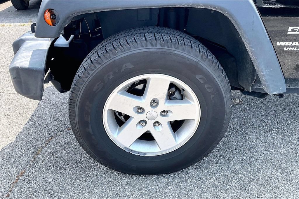 Used 2017 Jeep Wrangler Unlimited Sport w/ Quick Order Package 24S AWD/4WD image 11