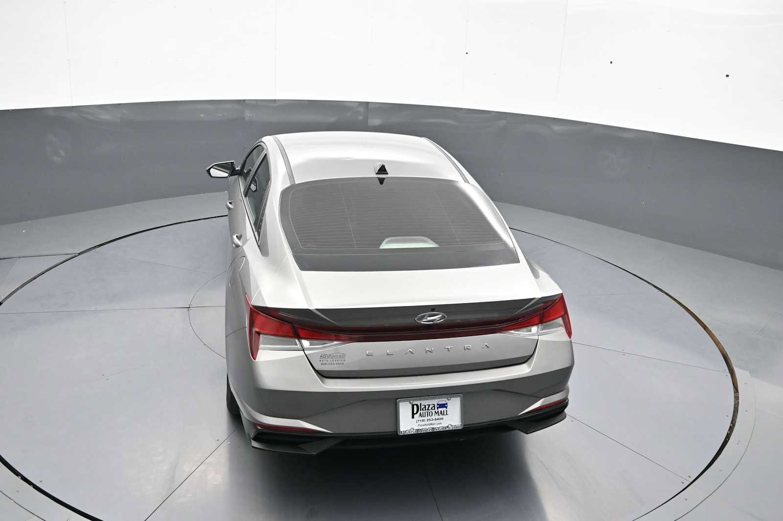 Certified 2023 Hyundai Elantra SE FWD image 37