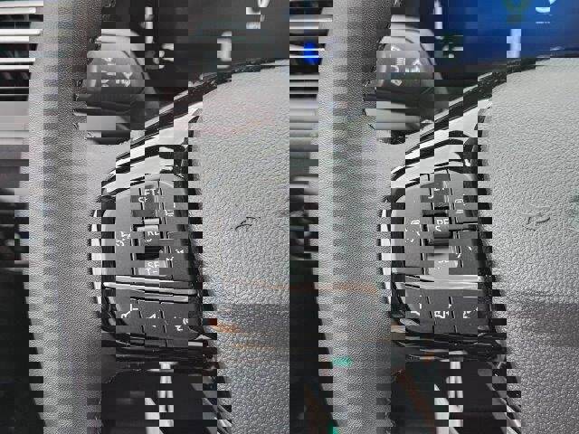 New 2024 Ford Escape SE image 29