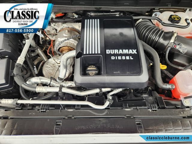Used 2025 Chevrolet Silverado 1500 High Country AWD/4WD image 29