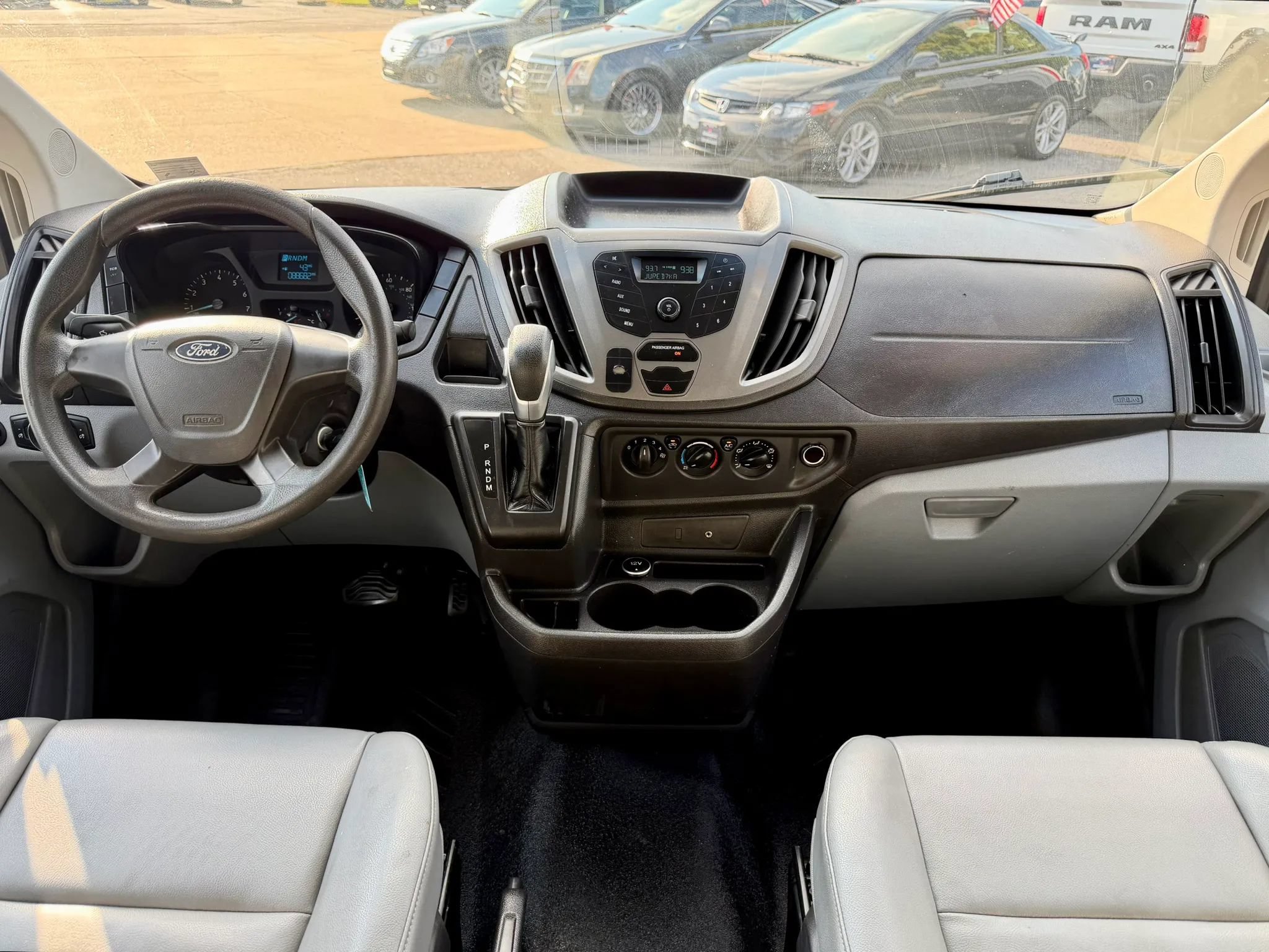 Used 2016 Ford Transit 150 130 Low Roof RWD image 10