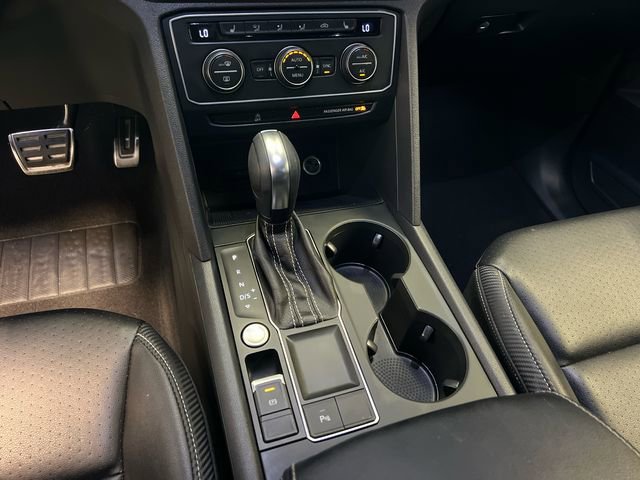 Certified 2021 Volkswagen Atlas Cross Sport SE w/ Panoramic Sunroof Package FWD image 28