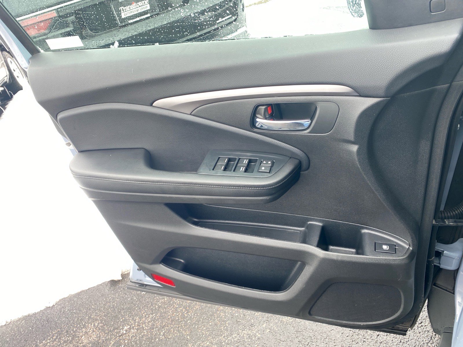 Used 2022 Honda Pilot Sport image 17