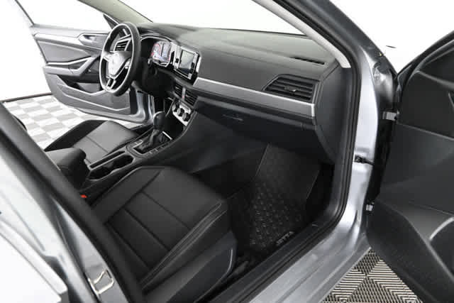 Used 2021 Volkswagen Jetta SE image 10