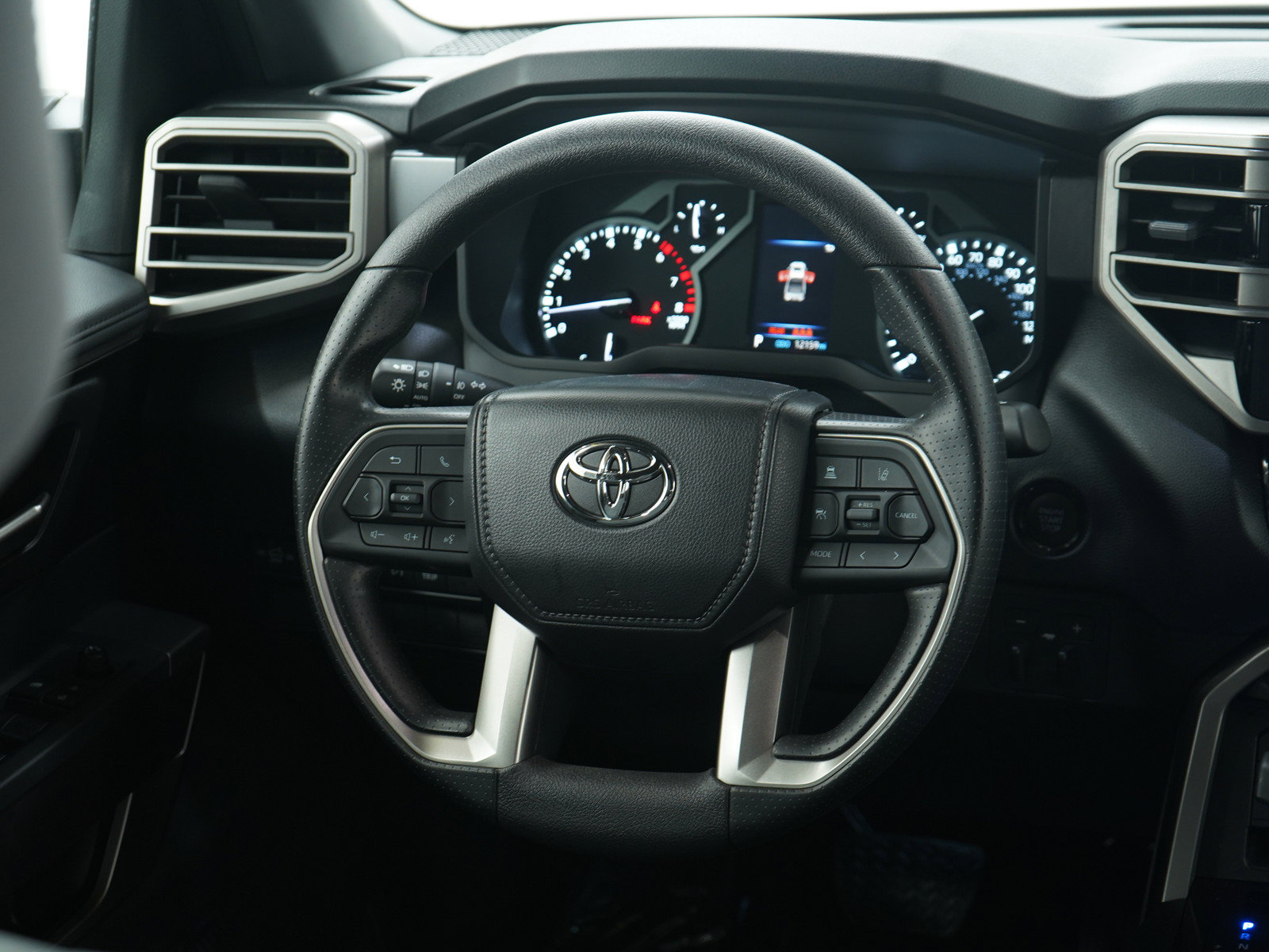 Used 2025 Toyota Tundra SR5 AWD/4WD image 18