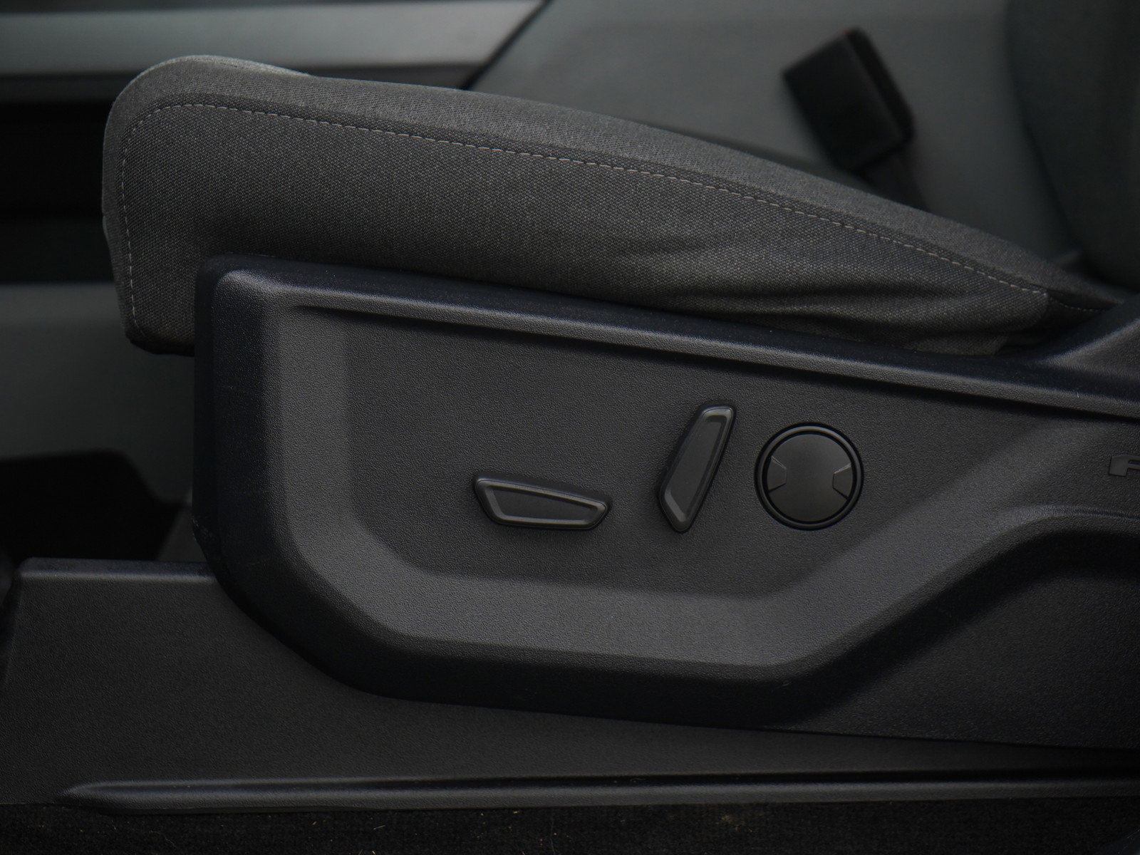 Used 2022 Ford F150 XLT w/ Equipment Group 302A High image 23