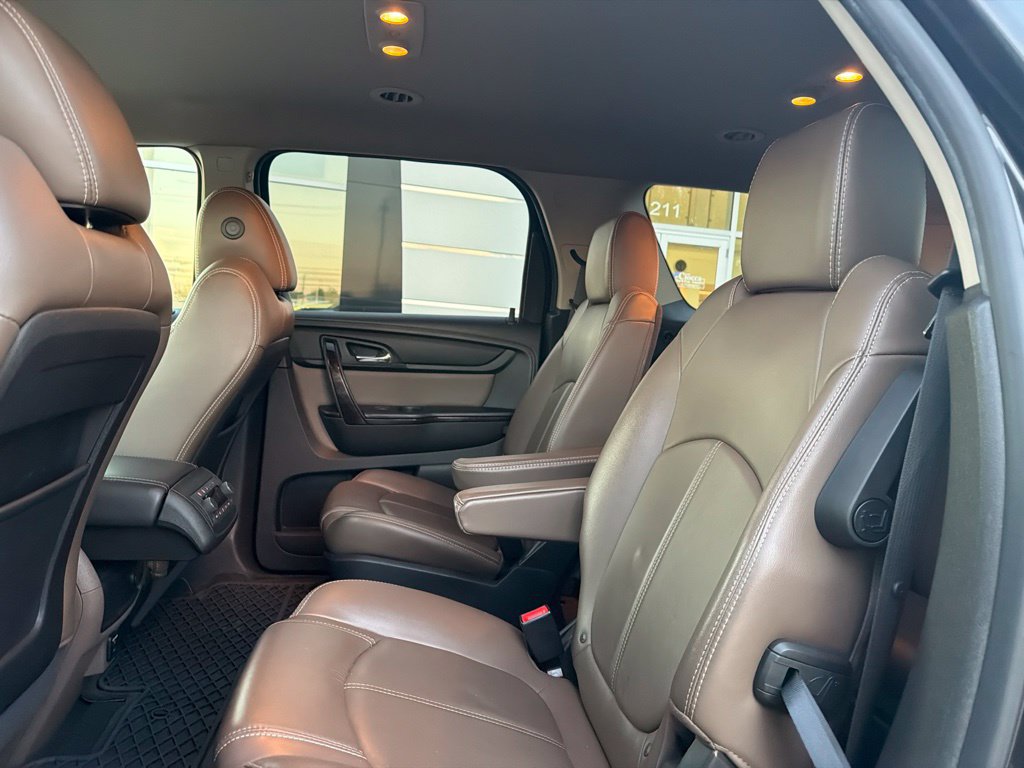 Used 2016 GMC Acadia SLT AWD/4WD image 10