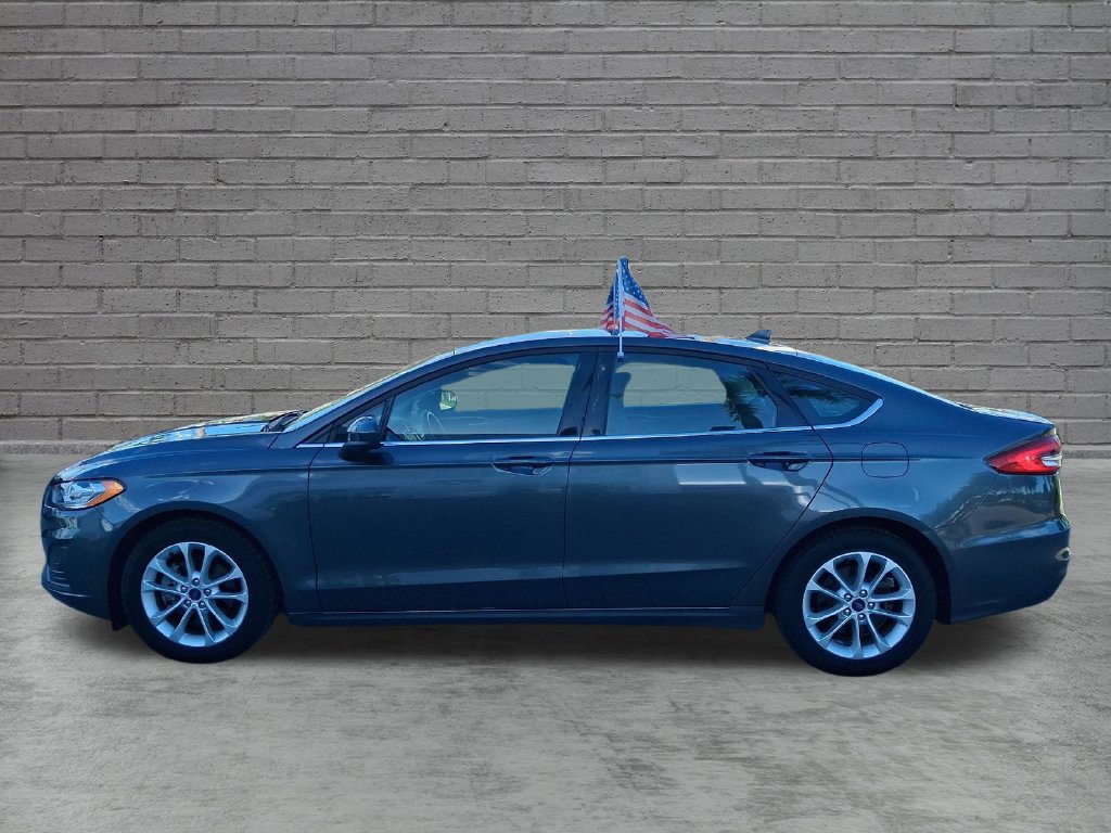 Used 2019 Ford Fusion SE FWD image 4