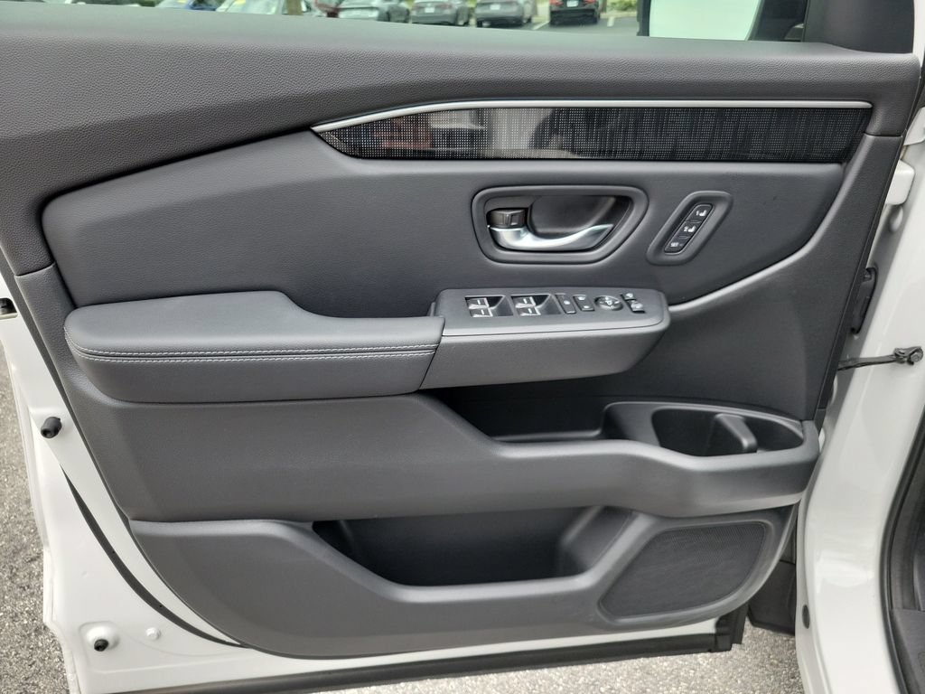 Certified 2023 Honda Pilot Elite image 23