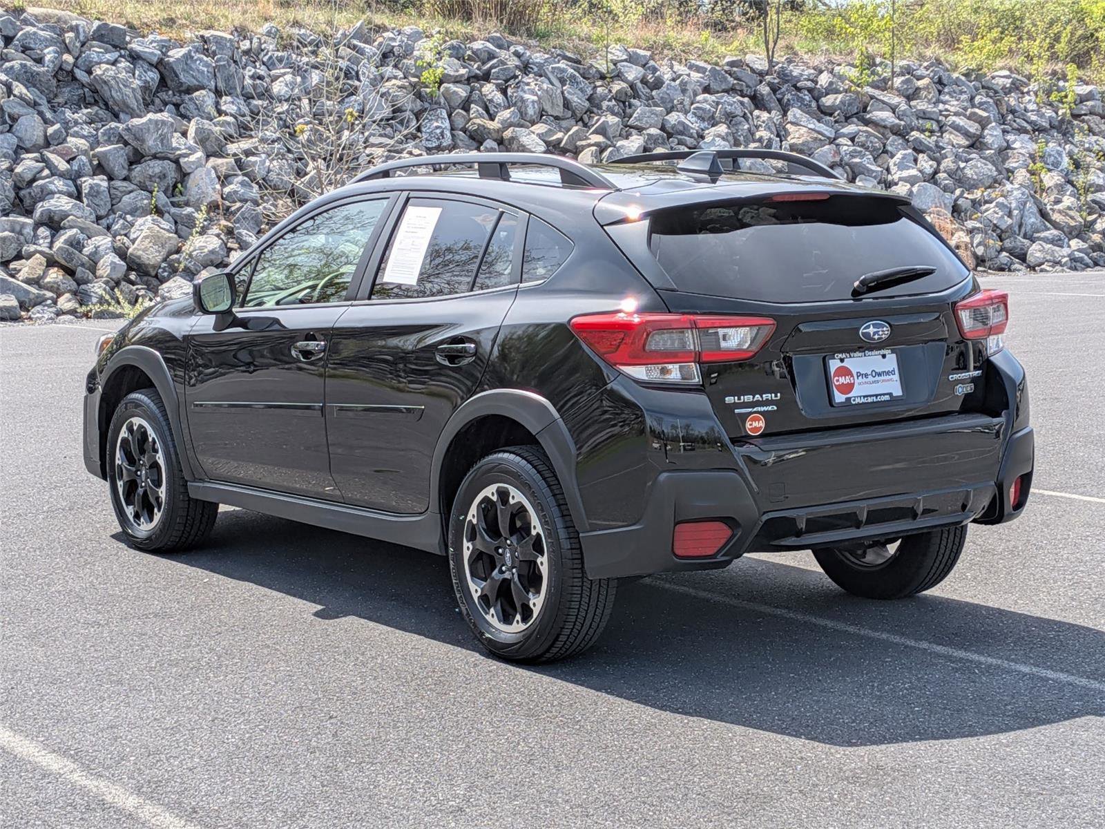 Used 2023 Subaru Crosstrek 2.0i Premium AWD/4WD image 7