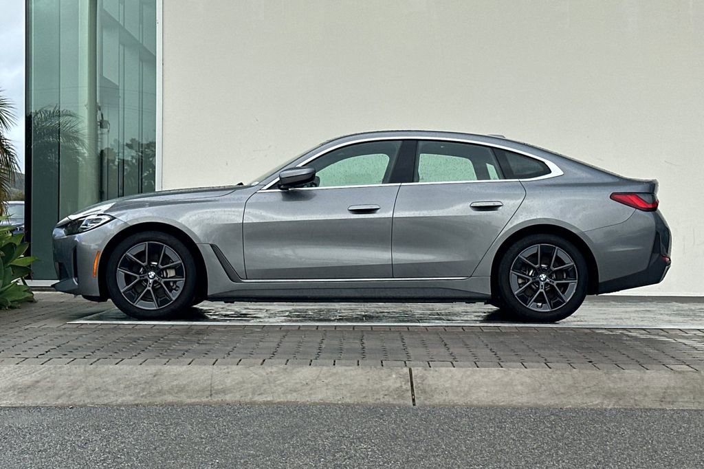 Used 2023 BMW i4 eDrive40 w/ Premium Package image 6