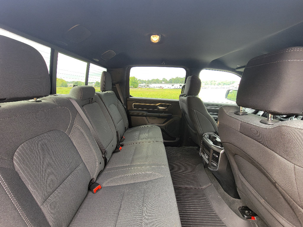 Used 2023 RAM 1500 Big Horn AWD/4WD image 30