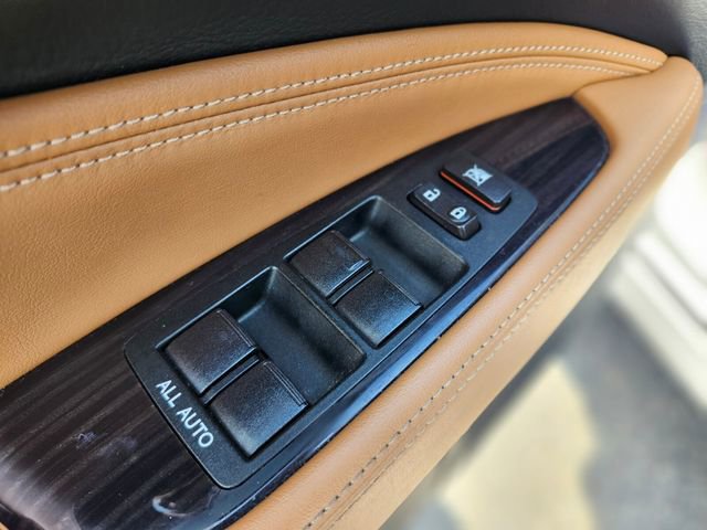 Used 2016 Lexus LS 460 L w/ Ultra Luxury Package image 18