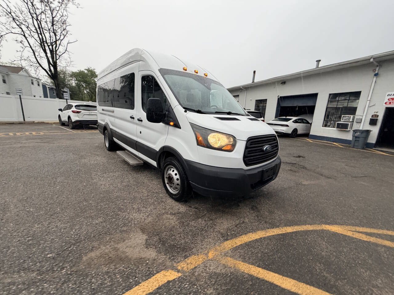 Used 2016 Ford Transit 350 XL RWD image 8