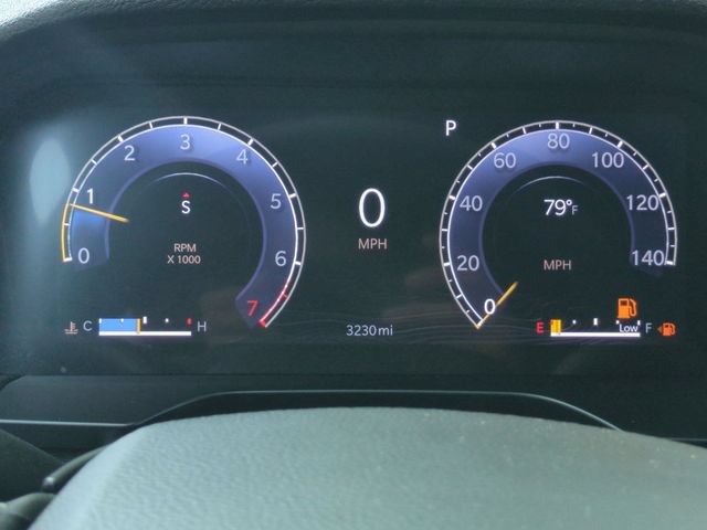 Certified 2025 Jeep Grand Cherokee Altitude AWD/4WD image 22