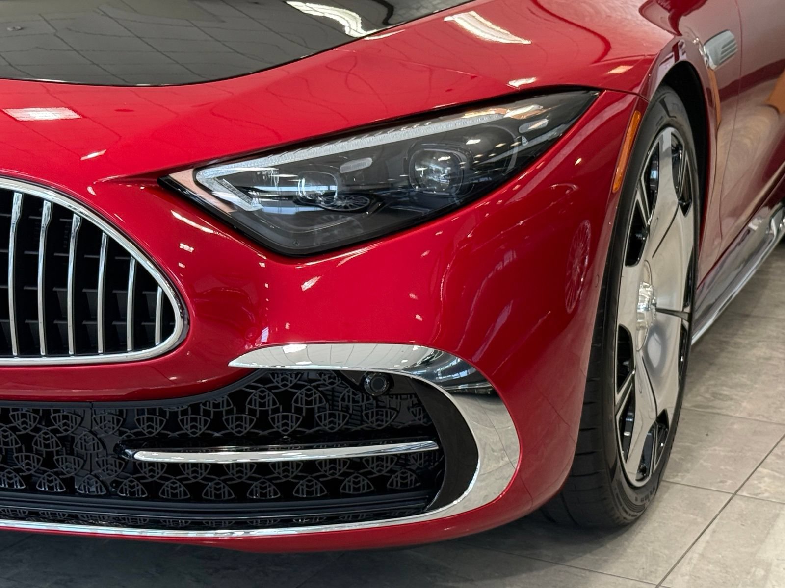 New 2026 Mercedes-Benz Maybach SL 680 image 3