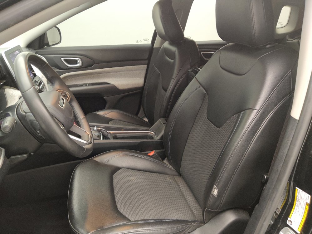 Used 2022 Jeep Compass Latitude w/ Sun and Sound Group AWD/4WD image 17