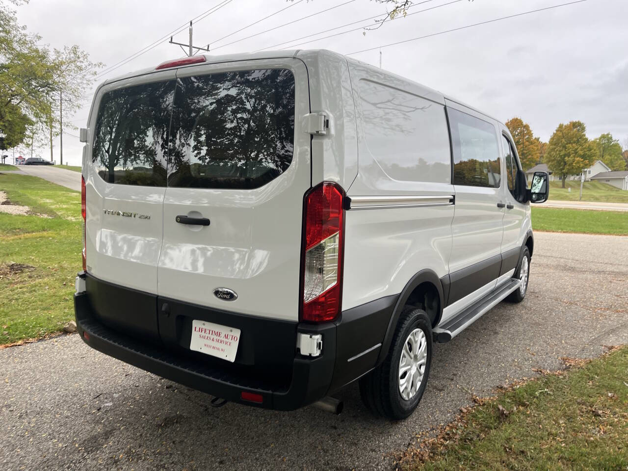 Used 2024 Ford Transit 250 Low Roof w/ Exterior Upgrade Package image 5