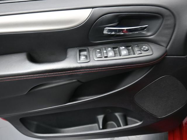 Used 2013 Dodge Grand Caravan R/T w/ Trailer Tow Group image 13