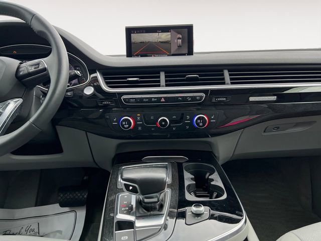 Used 2019 Audi Q7 3.0T Premium Plus w/ Premium Plus Package image 11
