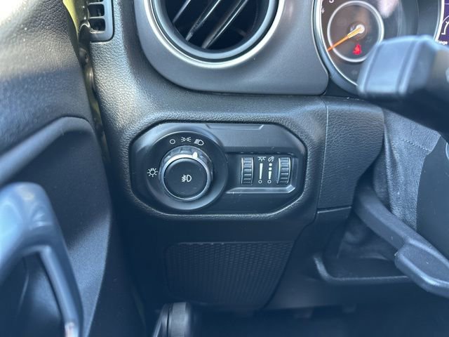 Used 2021 Jeep Wrangler Sport AWD/4WD image 21
