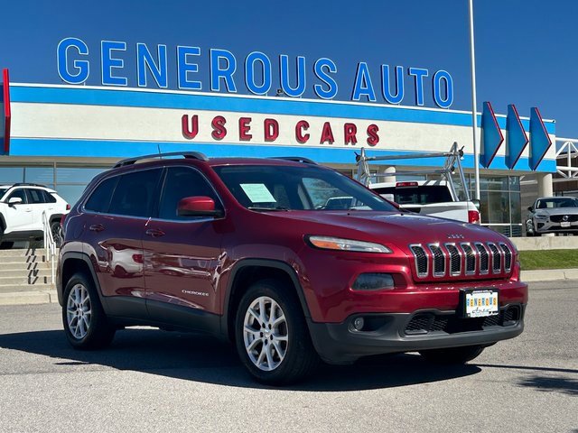 Used 2017 Jeep Cherokee Latitude w/ Comfort/Convenience Group