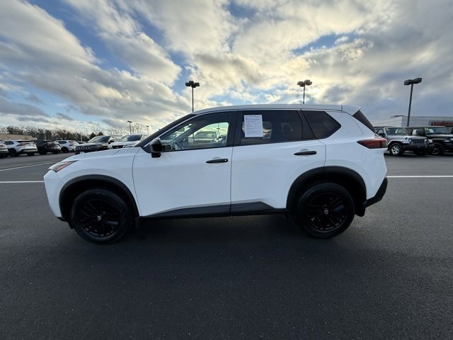 Certified 2021 Nissan Rogue S image 8