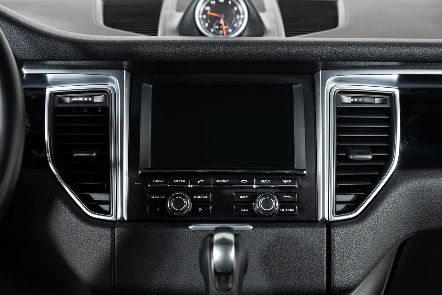 Used 2016 Porsche Macan S image 37