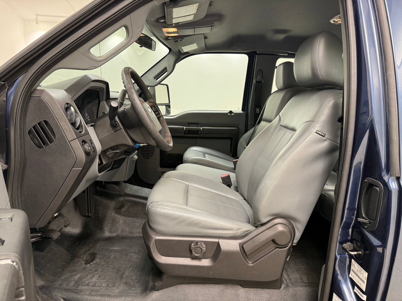 Used 2016 Ford F250 XL w/ Power Equipment Group RWD image 17