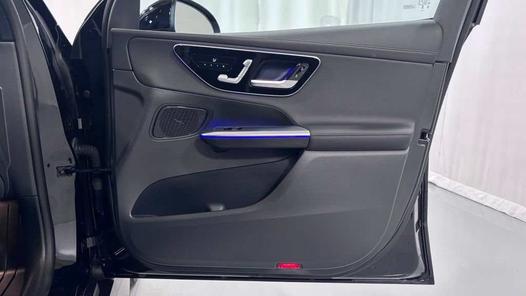Certified 2025 Mercedes-Benz GLC 300 4MATIC image 20