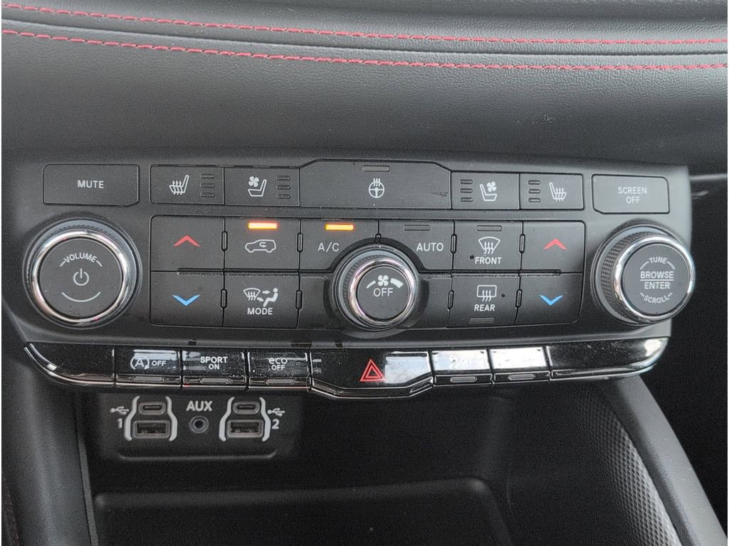 Used 2024 Dodge Durango GT image 15